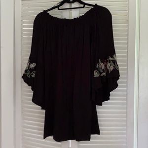 Strapless Black wide sleeved dress